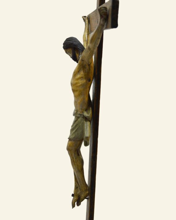 Cristo Crucificado, talla en madera